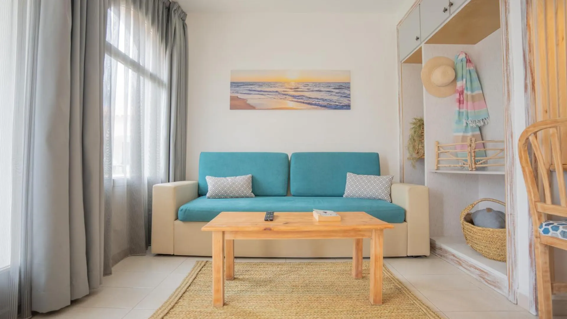 Apartamentos Royal Life Maó 3*,