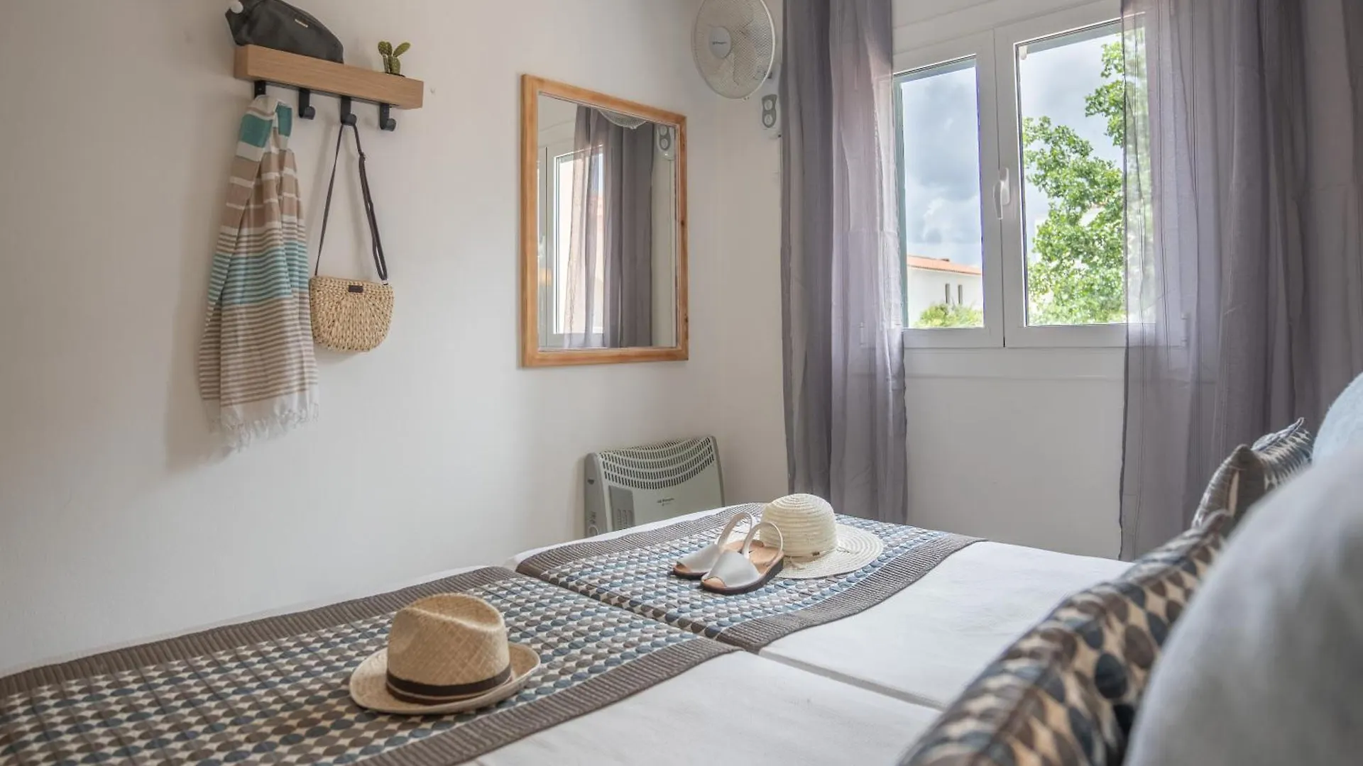 Apartamentos Royal Life Maó 3*,